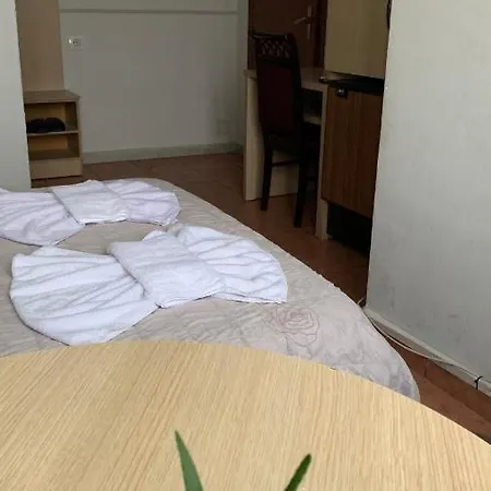 De Rada * Tirana