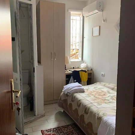 De Rada Tirana