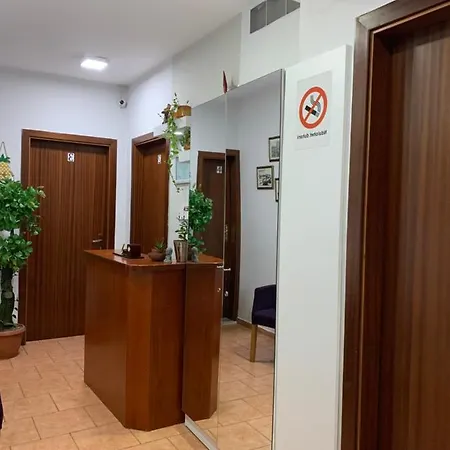 De Rada Tirana
