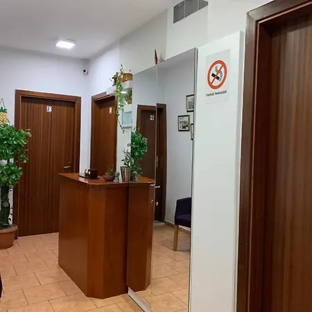 De Rada Тирана